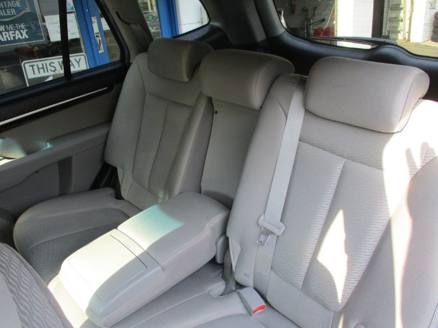 2009 Hyundai Santa Fe Santa Fe, available for sale in Meriden, Connecticut | Cos Central Auto. Meriden, Connecticut 2009 Hyundai Santa Fe Santa Fe, available for sale in Meriden, Connecticut | Cos Central Auto. Meriden, Connecticut