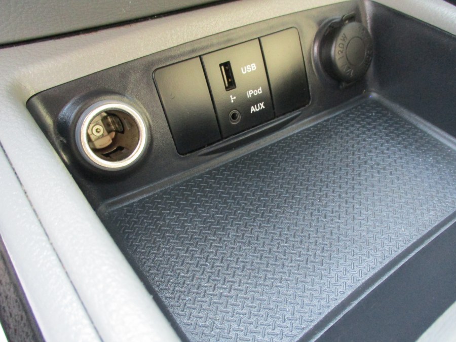 2009 Hyundai Santa Fe Santa Fe, available for sale in Meriden, Connecticut | Cos Central Auto. Meriden, Connecticut 2009 Hyundai Santa Fe Santa Fe, available for sale in Meriden, Connecticut | Cos Central Auto. Meriden, Connecticut