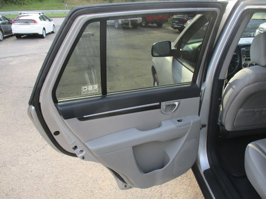 2009 Hyundai Santa Fe Santa Fe, available for sale in Meriden, Connecticut | Cos Central Auto. Meriden, Connecticut 2009 Hyundai Santa Fe Santa Fe, available for sale in Meriden, Connecticut | Cos Central Auto. Meriden, Connecticut