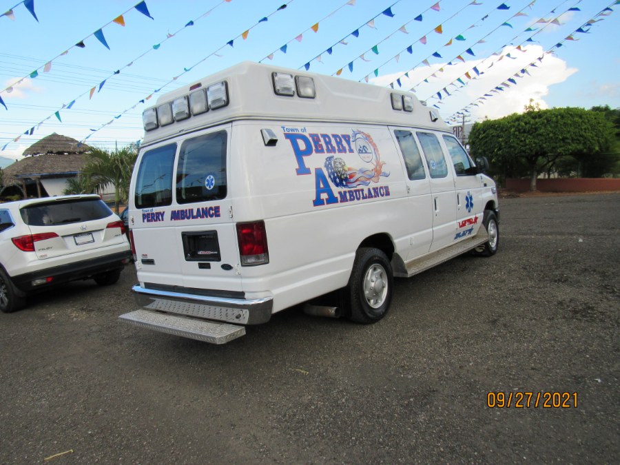2009 Ford Econoline Cargo Van E-350 Super Duty Ext Commercial, available for sale in San Francisco de Macoris Rd, Dominican Republic | Hilario Auto Import. San Francisco de Macoris Rd, Dominican Republic 2009 Ford Econoline Cargo Van E-350 Super Duty Ext Commercial, available for sale in San Francisco de Macoris Rd, Dominican Republic | Hilario Auto Import. San Francisco de Macoris Rd, Dominican Republic