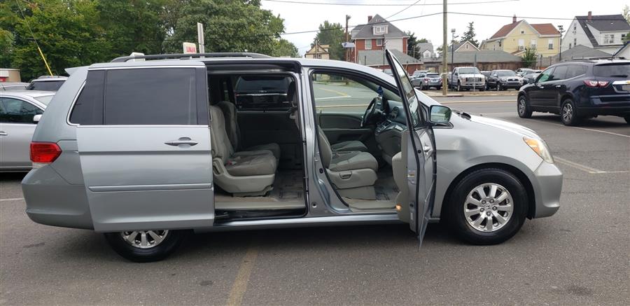 Used Honda Odyssey 5dr EX 2010 | Victoria Preowned Autos Inc. Little Ferry, New Jersey Used Honda Odyssey 5dr EX 2010 | Victoria Preowned Autos Inc. Little Ferry, New Jersey