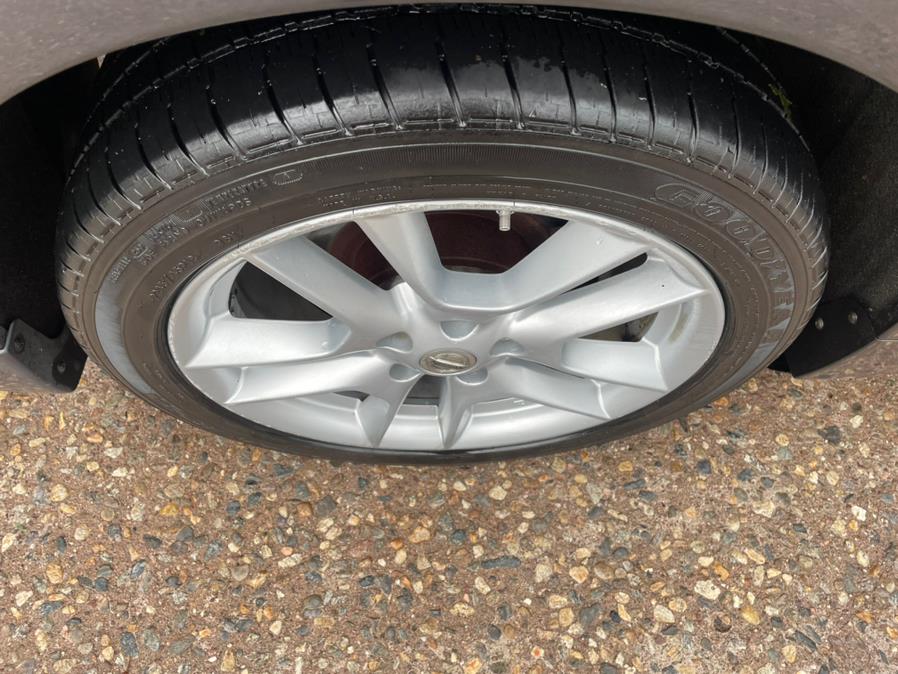 2010 Nissan Maxima 4dr Sdn V6 CVT 3.5 SV, available for sale in Manchester, Connecticut | Carsonmain LLC. Manchester, Connecticut 2010 Nissan Maxima 4dr Sdn V6 CVT 3.5 SV, available for sale in Manchester, Connecticut | Carsonmain LLC. Manchester, Connecticut