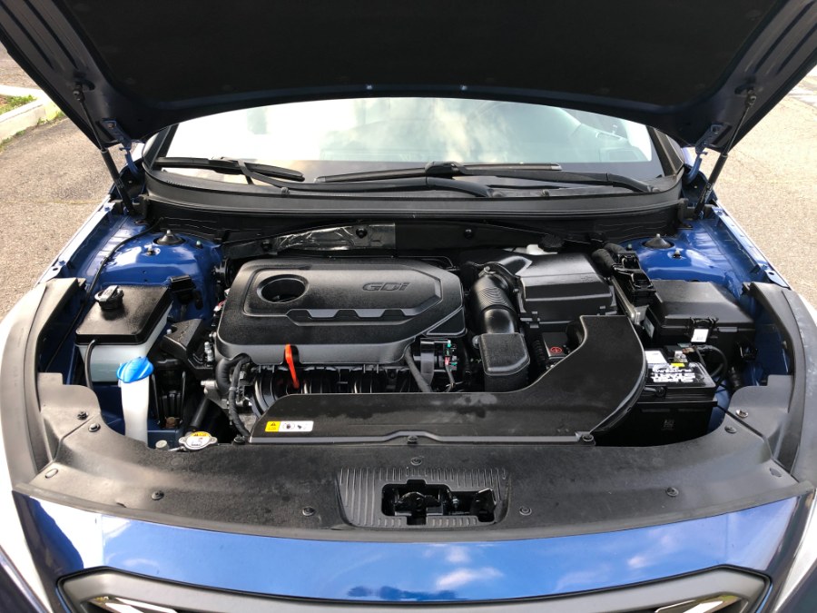 Used Hyundai Sonata 4dr Sdn 2.4L Sport 2015 | Ledyard Auto Sale LLC. Hartford , Connecticut