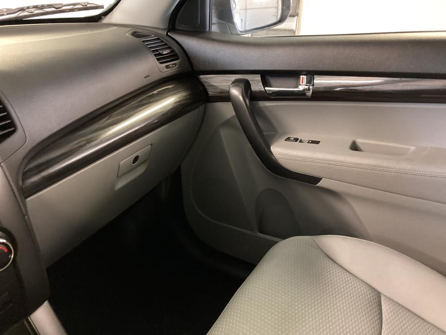 Used Kia Sorento AWD 4dr I4 LX 2011 | Maine Central Motors. Pittsfield, Maine Used Kia Sorento AWD 4dr I4 LX 2011 | Maine Central Motors. Pittsfield, Maine