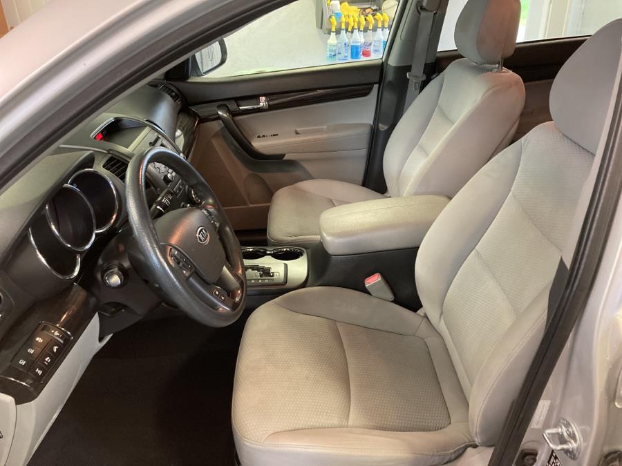 Used Kia Sorento AWD 4dr I4 LX 2011 | Maine Central Motors. Pittsfield, Maine Used Kia Sorento AWD 4dr I4 LX 2011 | Maine Central Motors. Pittsfield, Maine