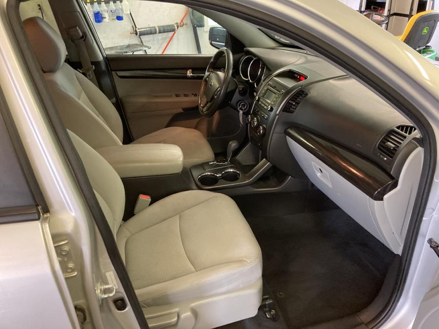 Used Kia Sorento AWD 4dr I4 LX 2011 | Maine Central Motors. Pittsfield, Maine Used Kia Sorento AWD 4dr I4 LX 2011 | Maine Central Motors. Pittsfield, Maine