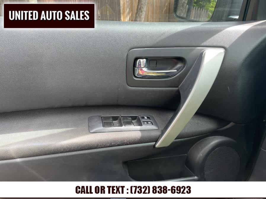 Used Nissan Rogue FWD 4dr S 2012 | United Auto Sale LLC. Rahway, New Jersey Used Nissan Rogue FWD 4dr S 2012 | United Auto Sale LLC. Rahway, New Jersey