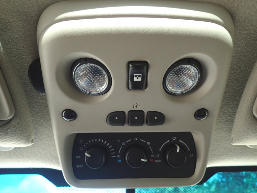 Used Cadillac Escalade ESV 4dr AWD Platinum Edition 2005 | Eagleville Motors. Storrs, Connecticut Used Cadillac Escalade ESV 4dr AWD Platinum Edition 2005 | Eagleville Motors. Storrs, Connecticut