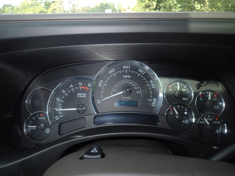 Used Cadillac Escalade ESV 4dr AWD Platinum Edition 2005 | Eagleville Motors. Storrs, Connecticut Used Cadillac Escalade ESV 4dr AWD Platinum Edition 2005 | Eagleville Motors. Storrs, Connecticut