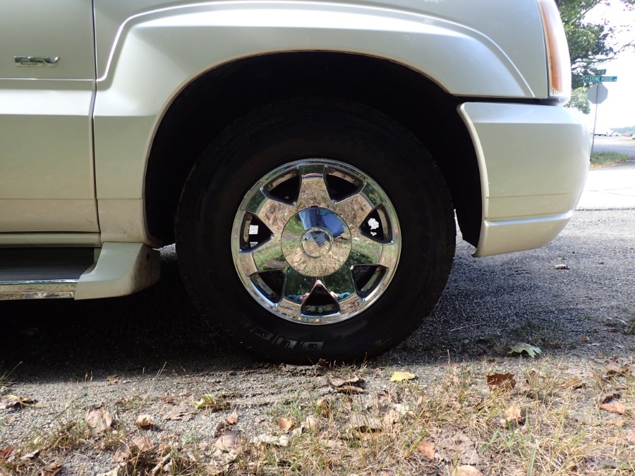 Used Cadillac Escalade ESV 4dr AWD Platinum Edition 2005 | Eagleville Motors. Storrs, Connecticut Used Cadillac Escalade ESV 4dr AWD Platinum Edition 2005 | Eagleville Motors. Storrs, Connecticut