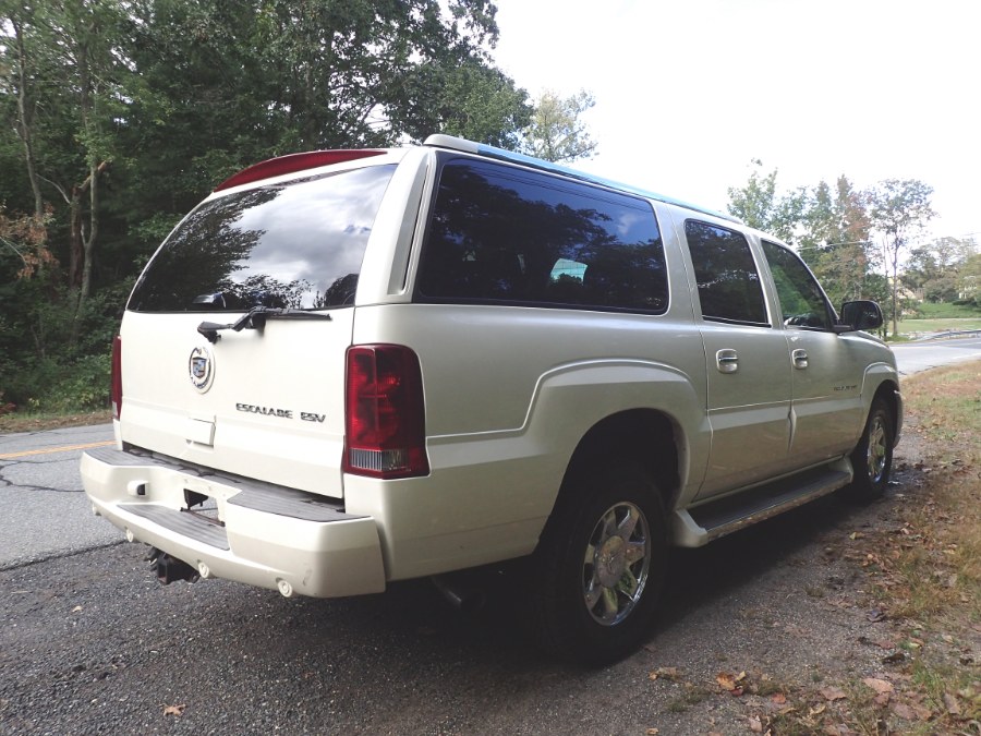 Used Cadillac Escalade ESV 4dr AWD Platinum Edition 2005 | Eagleville Motors. Storrs, Connecticut Used Cadillac Escalade ESV 4dr AWD Platinum Edition 2005 | Eagleville Motors. Storrs, Connecticut