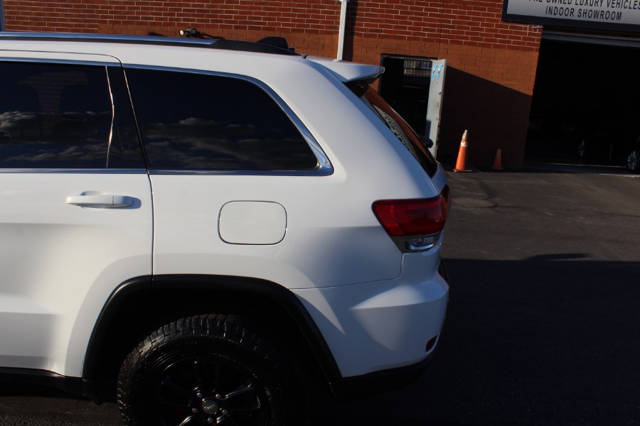Used Jeep Grand Cherokee Laredo 4x4 2018 | Car Tec Enterprise Leasing & Sales LLC. Deer Park, New York Used Jeep Grand Cherokee Laredo 4x4 2018 | Car Tec Enterprise Leasing & Sales LLC. Deer Park, New York