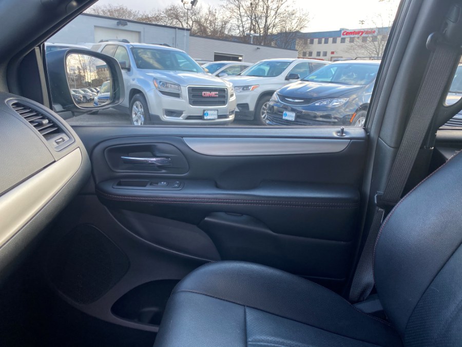 Used Dodge Grand Caravan GT Wagon 2019 | Inman Motors Sales. Medford, Massachusetts Used Dodge Grand Caravan GT Wagon 2019 | Inman Motors Sales. Medford, Massachusetts