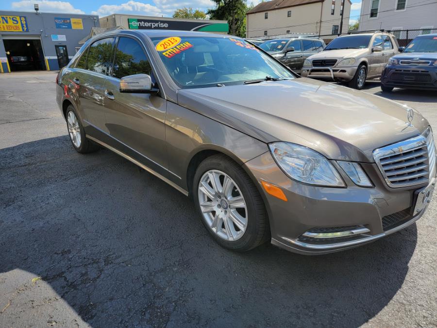 Used Mercedes-Benz E-Class 4dr Sdn E 350 Luxury 4MATIC *Ltd Avail* 2013 | Eugen's Auto Sales & Repairs. Philadelphia, Pennsylvania Used Mercedes-Benz E-Class 4dr Sdn E 350 Luxury 4MATIC *Ltd Avail* 2013 | Eugen's Auto Sales & Repairs. Philadelphia, Pennsylvania
