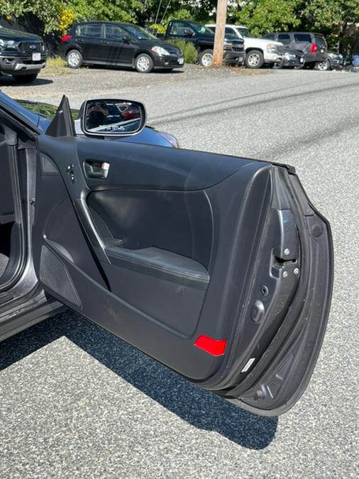 Used Hyundai Genesis Coupe 2dr 3.8L Auto Ultimate w/Black Seats 2015 | New Beginning Auto Service Inc . Ashland , Massachusetts