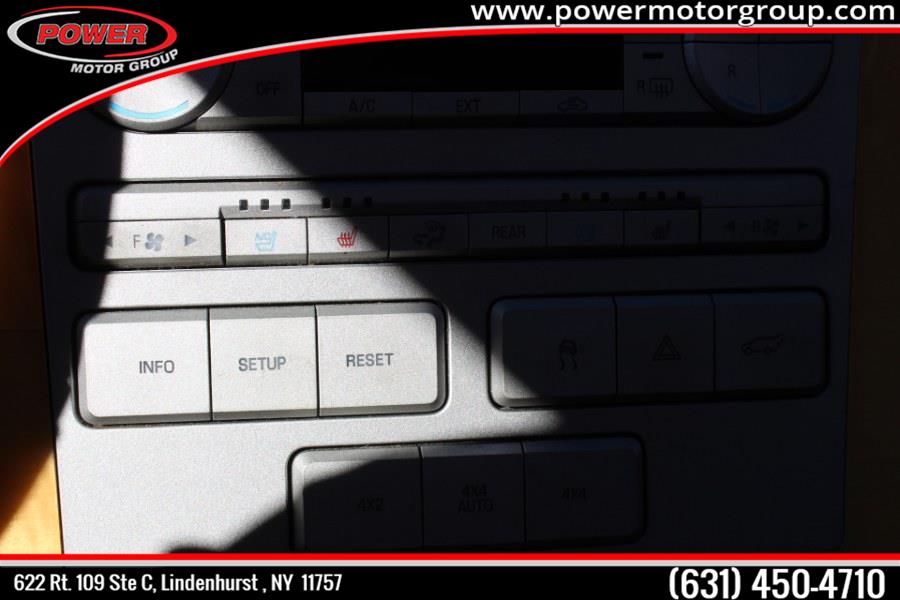 2008 Lincoln Navigator 4WD 4dr, available for sale in Lindenhurst, New York | Power Motor Group. Lindenhurst, New York 2008 Lincoln Navigator 4WD 4dr, available for sale in Lindenhurst, New York | Power Motor Group. Lindenhurst, New York