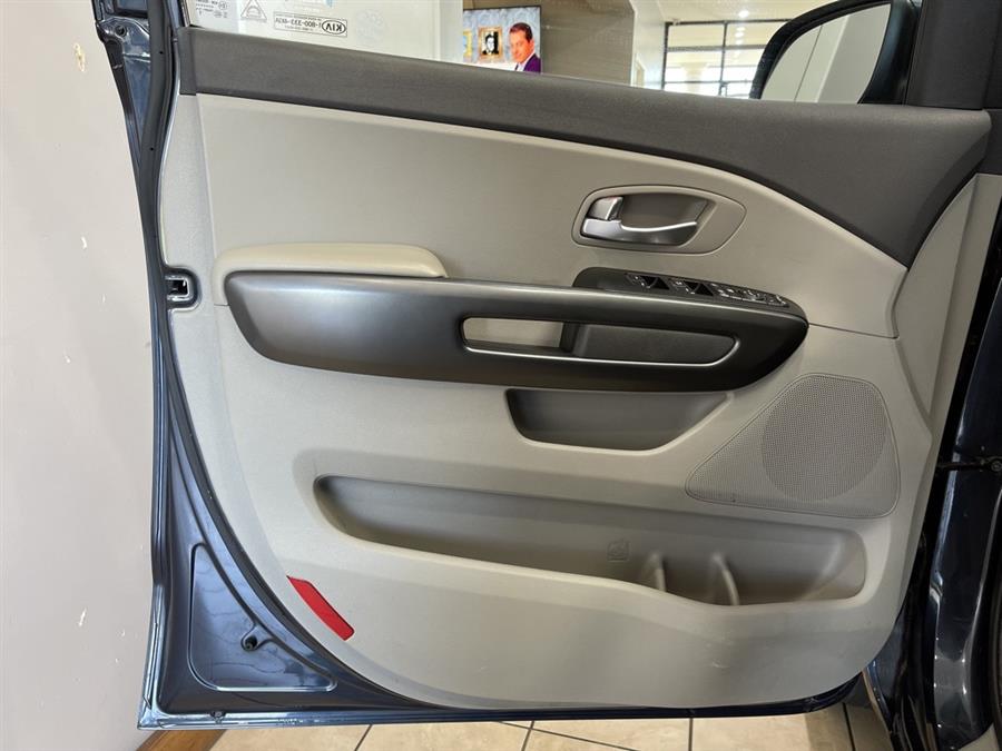 Used Kia Sedona LX 4dr Mini Van 2016 | Elite Imports LLC. West Chester, Ohio Used Kia Sedona LX 4dr Mini Van 2016 | Elite Imports LLC. West Chester, Ohio