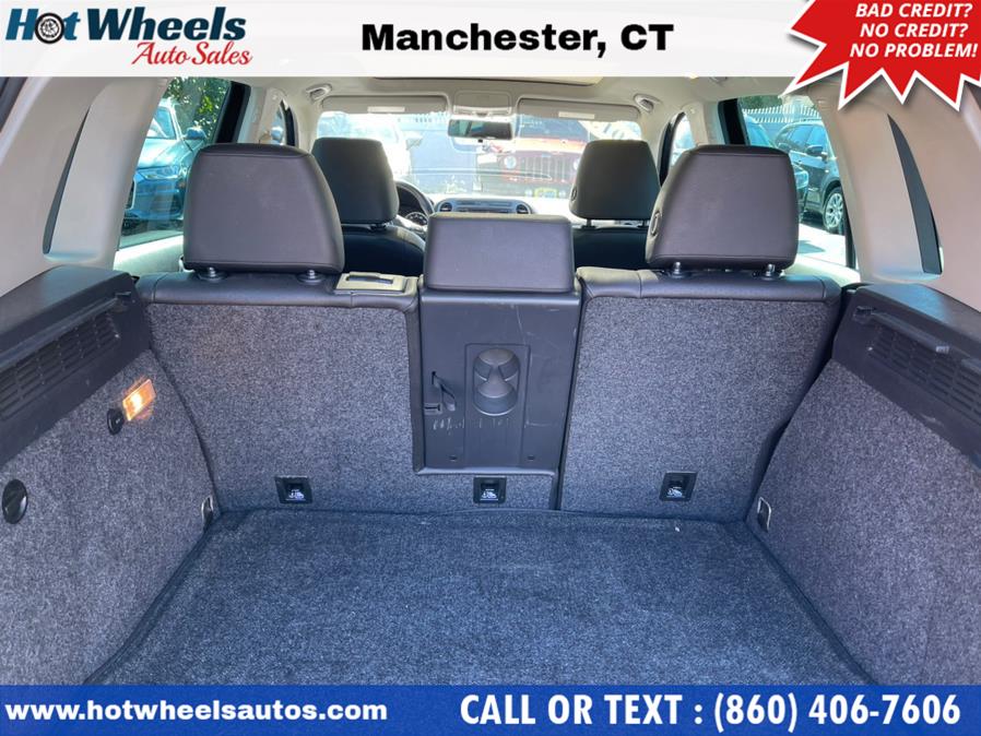 Used Volkswagen Tiguan 4MOTION 4dr Auto R-Line 2015 | Hot Wheels Auto Sales LLC. Manchester, Connecticut Used Volkswagen Tiguan 4MOTION 4dr Auto R-Line 2015 | Hot Wheels Auto Sales LLC. Manchester, Connecticut