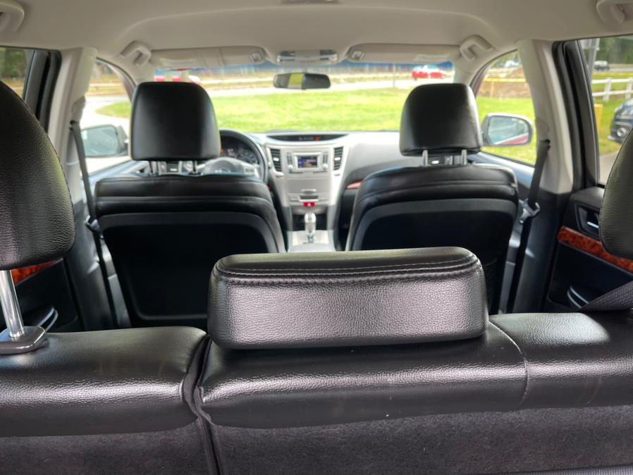 Used Subaru Outback 4dr Wgn H4 Auto 2.5i Limited 2012 | Mike And Tony Auto Sales, Inc. South Windsor, Connecticut Used Subaru Outback 4dr Wgn H4 Auto 2.5i Limited 2012 | Mike And Tony Auto Sales, Inc. South Windsor, Connecticut