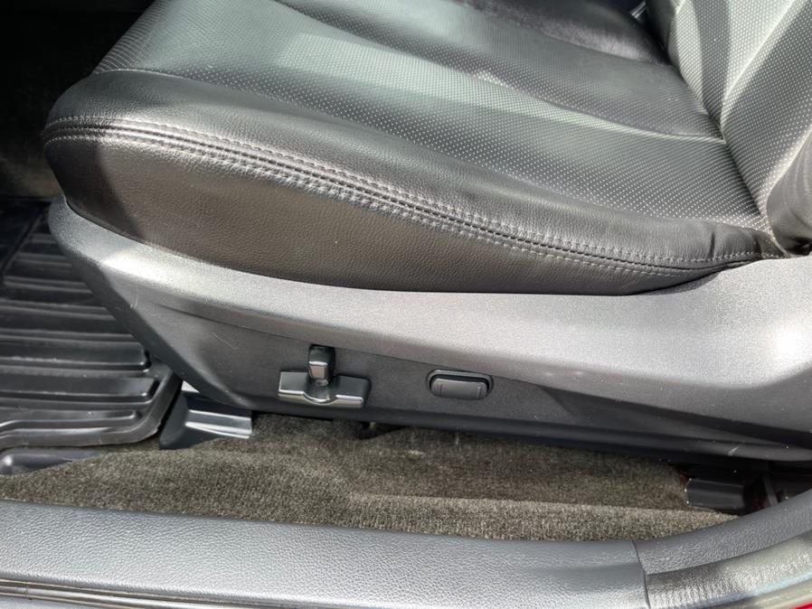 Used Subaru Outback 4dr Wgn H4 Auto 2.5i Limited 2012 | Mike And Tony Auto Sales, Inc. South Windsor, Connecticut Used Subaru Outback 4dr Wgn H4 Auto 2.5i Limited 2012 | Mike And Tony Auto Sales, Inc. South Windsor, Connecticut