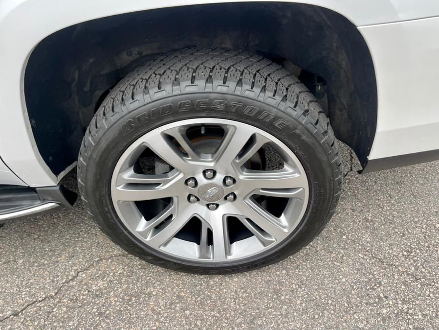 Used Cadillac Escalade ESV 4WD 4dr Luxury Collection 2016 | Mike And Tony Auto Sales, Inc. South Windsor, Connecticut Used Cadillac Escalade ESV 4WD 4dr Luxury Collection 2016 | Mike And Tony Auto Sales, Inc. South Windsor, Connecticut