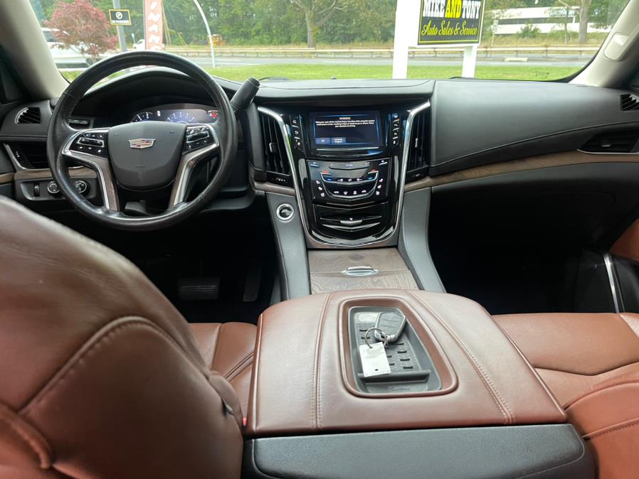 Used Cadillac Escalade ESV 4WD 4dr Luxury Collection 2016 | Mike And Tony Auto Sales, Inc. South Windsor, Connecticut Used Cadillac Escalade ESV 4WD 4dr Luxury Collection 2016 | Mike And Tony Auto Sales, Inc. South Windsor, Connecticut