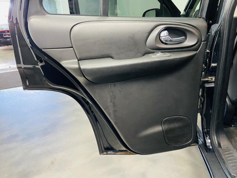 2007 Chevrolet TrailBlazer 4WD 4dr SS, available for sale in Linden, New Jersey | East Coast Auto Group. Linden, New Jersey 2007 Chevrolet TrailBlazer 4WD 4dr SS, available for sale in Linden, New Jersey | East Coast Auto Group. Linden, New Jersey