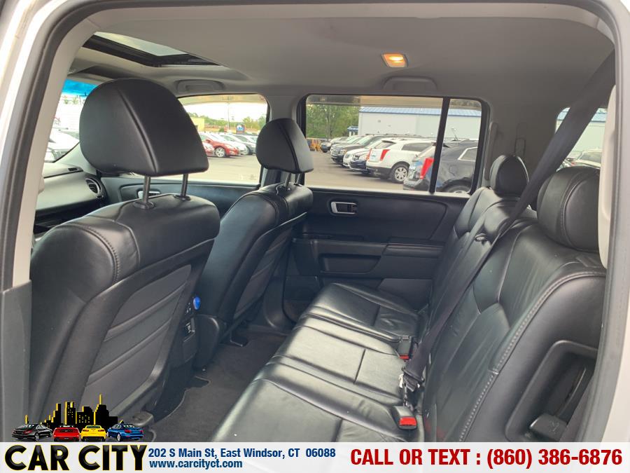 Used Honda Pilot 4WD 4dr EX-L w/Navi 2011 | Car City LLC. East Windsor, Connecticut Used Honda Pilot 4WD 4dr EX-L w/Navi 2011 | Car City LLC. East Windsor, Connecticut