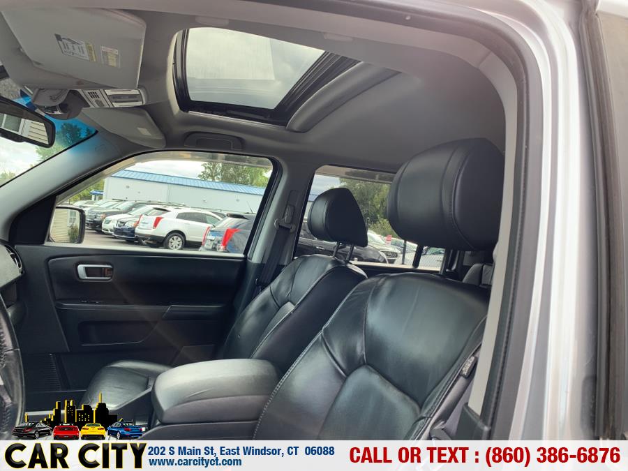 Used Honda Pilot 4WD 4dr EX-L w/Navi 2011 | Car City LLC. East Windsor, Connecticut Used Honda Pilot 4WD 4dr EX-L w/Navi 2011 | Car City LLC. East Windsor, Connecticut