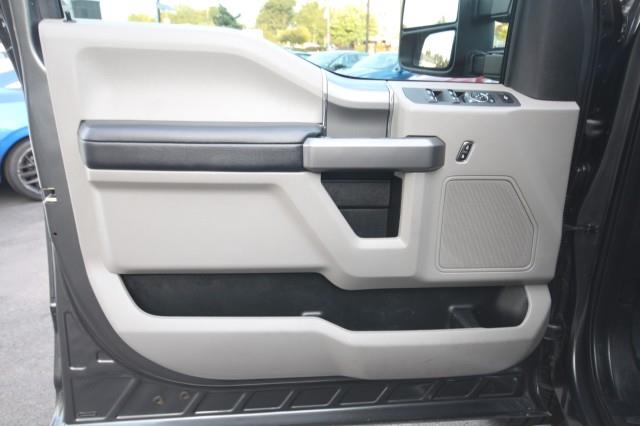Used Ford F-250 Srw Super Duty XLT 4WD w/ Navi & rearCam 2019 | Car Revolution. Maple Shade, New Jersey Used Ford F-250 Srw Super Duty XLT 4WD w/ Navi & rearCam 2019 | Car Revolution. Maple Shade, New Jersey
