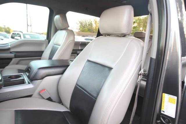 Used Ford F-250 Srw Super Duty XLT 4WD w/ Navi & rearCam 2019 | Car Revolution. Maple Shade, New Jersey Used Ford F-250 Srw Super Duty XLT 4WD w/ Navi & rearCam 2019 | Car Revolution. Maple Shade, New Jersey