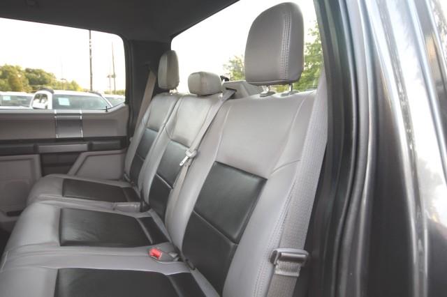 Used Ford F-250 Srw Super Duty XLT 4WD w/ Navi & rearCam 2019 | Car Revolution. Maple Shade, New Jersey Used Ford F-250 Srw Super Duty XLT 4WD w/ Navi & rearCam 2019 | Car Revolution. Maple Shade, New Jersey