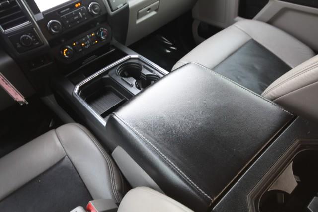 Used Ford F-250 Srw Super Duty XLT 4WD w/ Navi & rearCam 2019 | Car Revolution. Maple Shade, New Jersey Used Ford F-250 Srw Super Duty XLT 4WD w/ Navi & rearCam 2019 | Car Revolution. Maple Shade, New Jersey