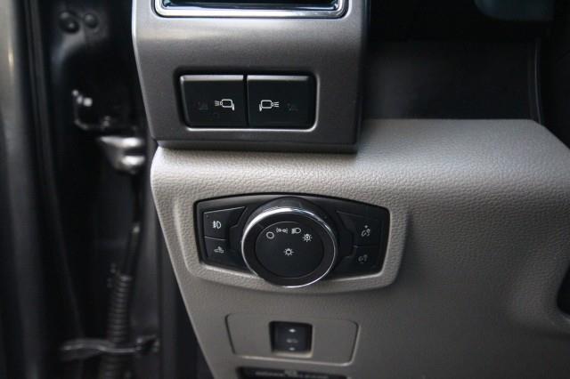 Used Ford F-250 Srw Super Duty XLT 4WD w/ Navi & rearCam 2019 | Car Revolution. Maple Shade, New Jersey Used Ford F-250 Srw Super Duty XLT 4WD w/ Navi & rearCam 2019 | Car Revolution. Maple Shade, New Jersey