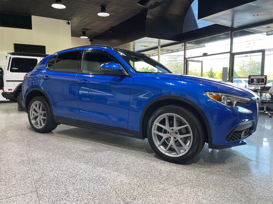 Used Alfa Romeo Stelvio Ti Sport AWD 2018 | Dream Car Gallery. Woodbury, New York Used Alfa Romeo Stelvio Ti Sport AWD 2018 | Dream Car Gallery. Woodbury, New York