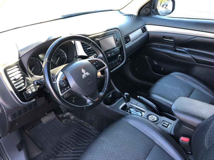 Used Mitsubishi Outlander 4WD 4dr SE 2015 | Rockland Motor Company. Rockland, Maine Used Mitsubishi Outlander 4WD 4dr SE 2015 | Rockland Motor Company. Rockland, Maine