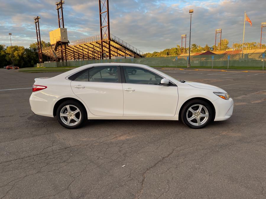 2015 Toyota Camry 4dr Sdn I4 Auto SE (Natl), available for sale in New Britain, Connecticut | Supreme Automotive. New Britain, Connecticut 2015 Toyota Camry 4dr Sdn I4 Auto SE (Natl), available for sale in New Britain, Connecticut | Supreme Automotive. New Britain, Connecticut