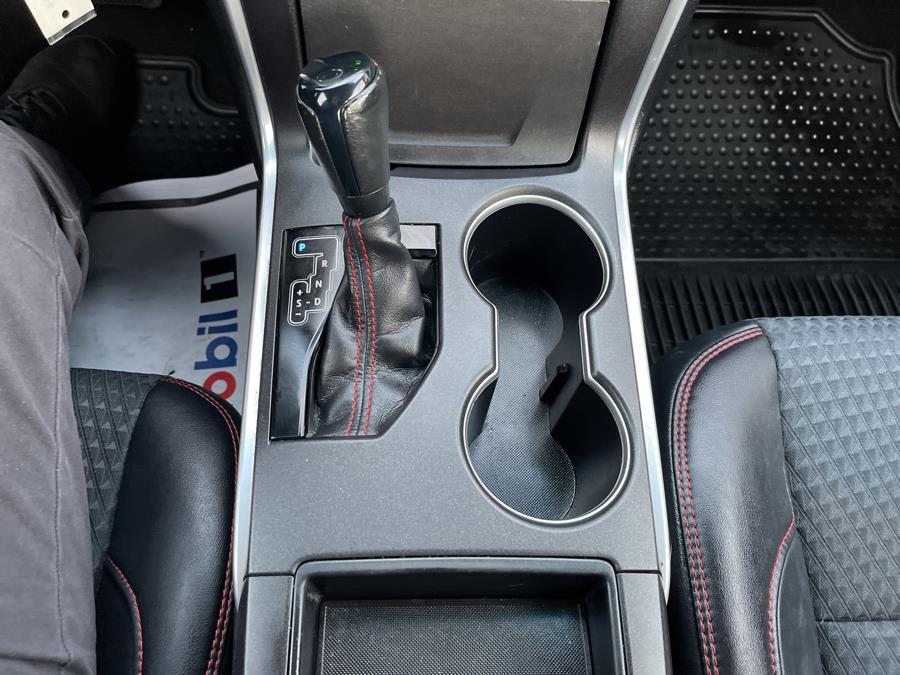 2015 Toyota Camry 4dr Sdn I4 Auto SE (Natl), available for sale in New Britain, Connecticut | Supreme Automotive. New Britain, Connecticut 2015 Toyota Camry 4dr Sdn I4 Auto SE (Natl), available for sale in New Britain, Connecticut | Supreme Automotive. New Britain, Connecticut