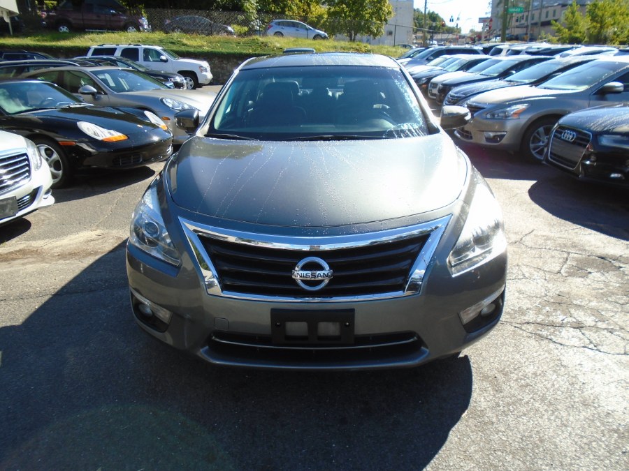 2015 Nissan Altima 4dr Sdn I4 2.5 SL, available for sale in Waterbury, Connecticut | Jim Juliani Motors. Waterbury, Connecticut 2015 Nissan Altima 4dr Sdn I4 2.5 SL, available for sale in Waterbury, Connecticut | Jim Juliani Motors. Waterbury, Connecticut