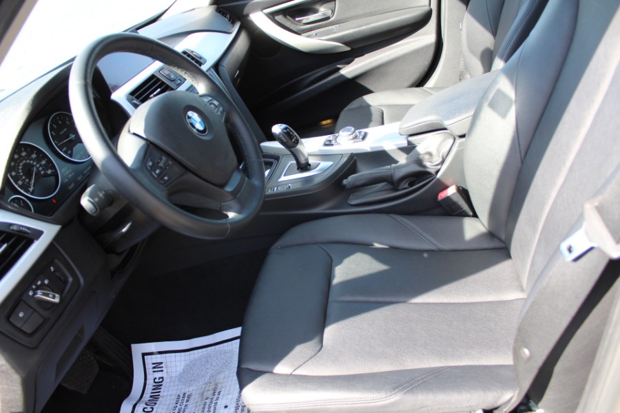 Used BMW 3 Series 4dr Sdn 328i xDrive AWD 2013 | Great Neck Car Buyers & Sellers. Great Neck, New York Used BMW 3 Series 4dr Sdn 328i xDrive AWD 2013 | Great Neck Car Buyers & Sellers. Great Neck, New York