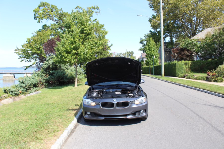 Used BMW 3 Series 4dr Sdn 328i xDrive AWD 2013 | Great Neck Car Buyers & Sellers. Great Neck, New York Used BMW 3 Series 4dr Sdn 328i xDrive AWD 2013 | Great Neck Car Buyers & Sellers. Great Neck, New York