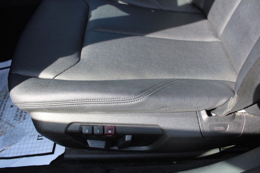 Used BMW 3 Series 4dr Sdn 328i xDrive AWD 2013 | Great Neck Car Buyers & Sellers. Great Neck, New York Used BMW 3 Series 4dr Sdn 328i xDrive AWD 2013 | Great Neck Car Buyers & Sellers. Great Neck, New York