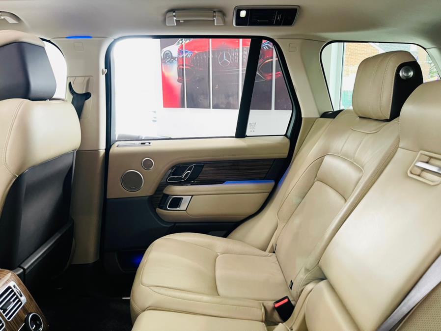 Used Land Rover Range Rover V6 Supercharged HSE SWB 2019 | Luxury Motor Club. Franklin Square, New York Used Land Rover Range Rover V6 Supercharged HSE SWB 2019 | Luxury Motor Club. Franklin Square, New York