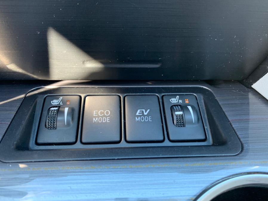 Used Toyota Camry Hybrid XLE 2013 | Green Light Auto Wholesale. Daly City, California Used Toyota Camry Hybrid XLE 2013 | Green Light Auto Wholesale. Daly City, California
