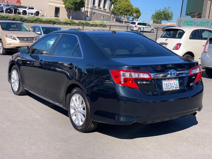 Used Toyota Camry Hybrid XLE 2013 | Green Light Auto Wholesale. Daly City, California Used Toyota Camry Hybrid XLE 2013 | Green Light Auto Wholesale. Daly City, California