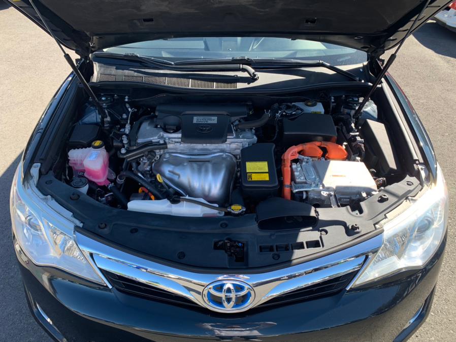 Used Toyota Camry Hybrid XLE 2013 | Green Light Auto Wholesale. Daly City, California Used Toyota Camry Hybrid XLE 2013 | Green Light Auto Wholesale. Daly City, California