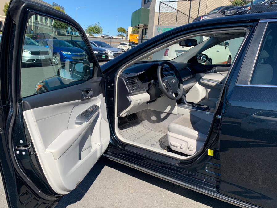 Used Toyota Camry Hybrid XLE 2013 | Green Light Auto Wholesale. Daly City, California Used Toyota Camry Hybrid XLE 2013 | Green Light Auto Wholesale. Daly City, California