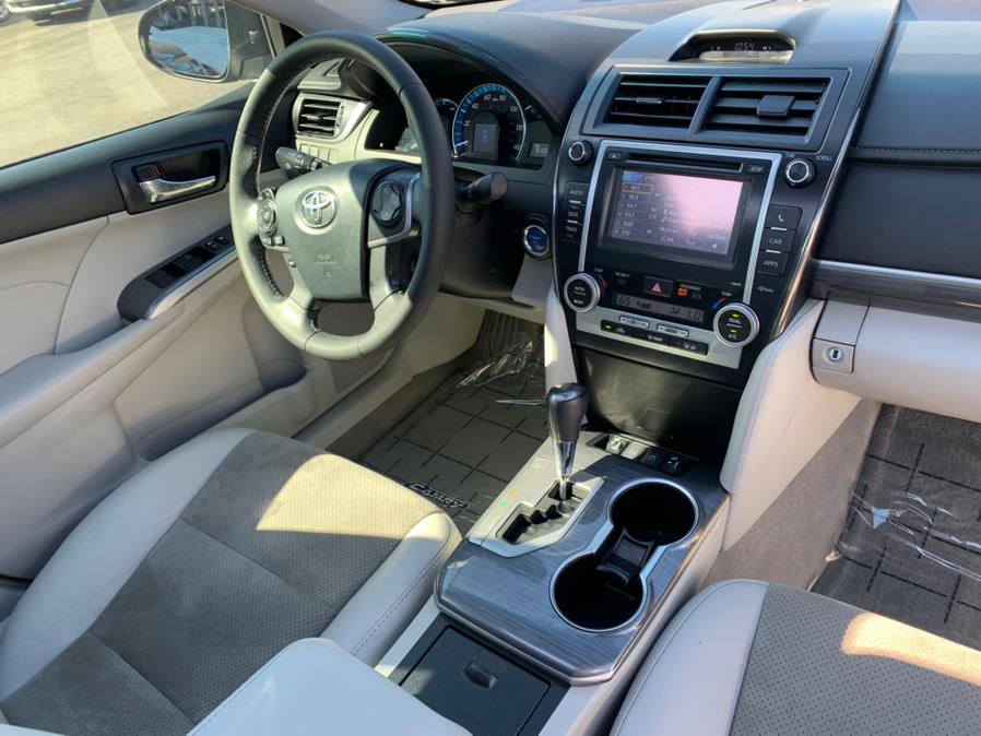 Used Toyota Camry Hybrid XLE 2013 | Green Light Auto Wholesale. Daly City, California Used Toyota Camry Hybrid XLE 2013 | Green Light Auto Wholesale. Daly City, California