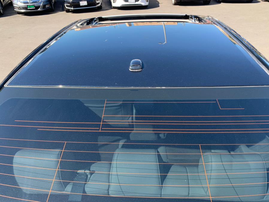 Used Toyota Camry Hybrid XLE 2013 | Green Light Auto Wholesale. Daly City, California Used Toyota Camry Hybrid XLE 2013 | Green Light Auto Wholesale. Daly City, California