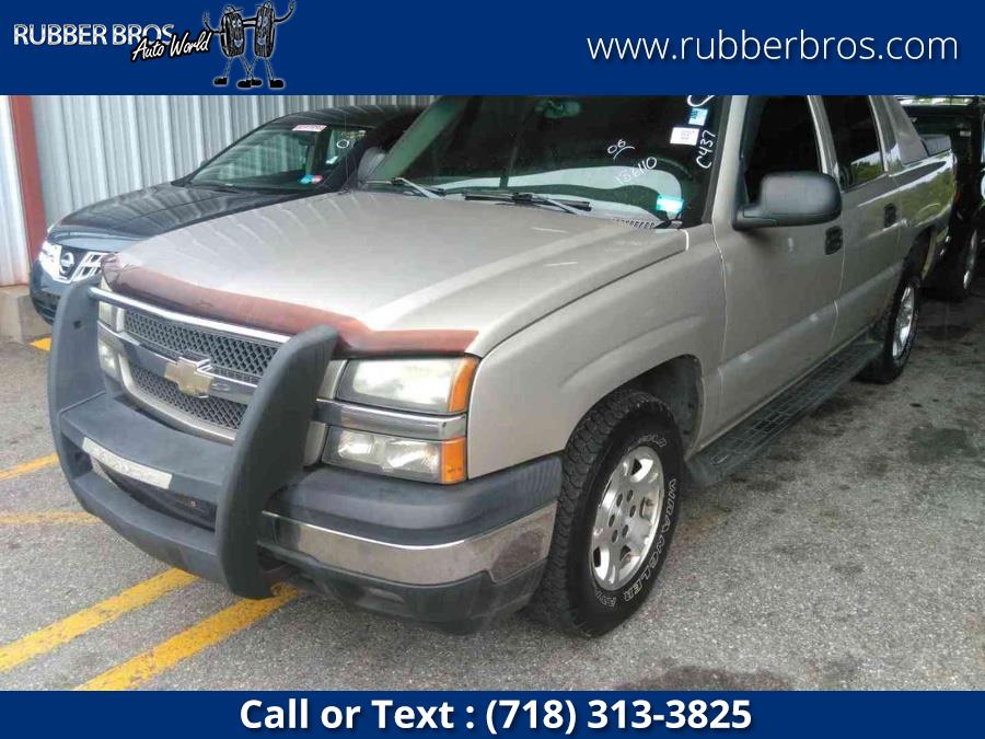 Used Chevrolet Avalanche 1500 5dr Crew Cab 130" WB 4WD LS 2006 | Rubber Bros Auto World. Brooklyn, New York Used Chevrolet Avalanche 1500 5dr Crew Cab 130" WB 4WD LS 2006 | Rubber Bros Auto World. Brooklyn, New York
